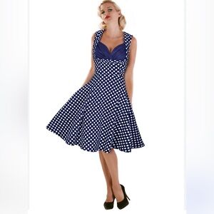 Mixinni Polka Dot V Neck‎ Sleeveless
Flare Dress